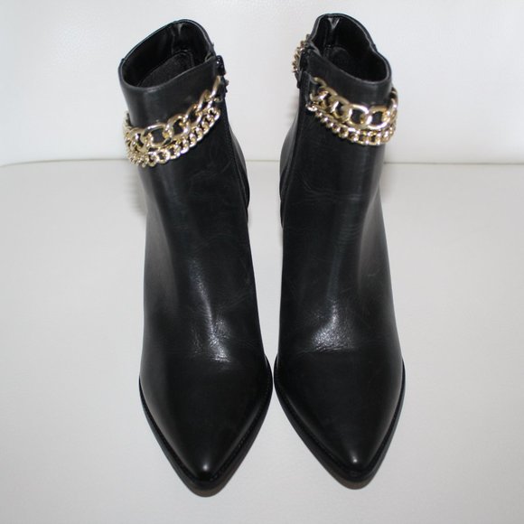 NEW STEVE MADDEN PERLINA BLACK LEATHER BOOTIE BOOTS WITH CHAIN DETAILS 9.5 - Picture 5 of 9